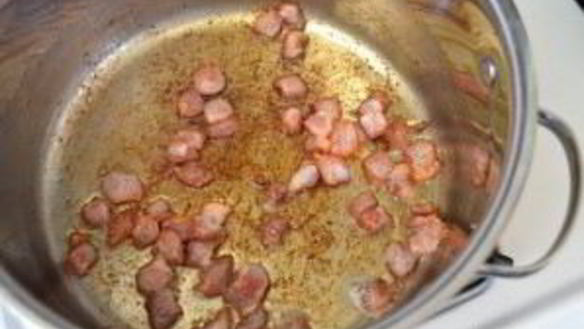 ШАГ 3. гороховый суп-пюре с беконом и картофелем