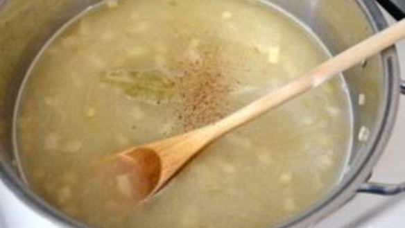 ШАГ 6. гороховый суп-пюре с беконом и картофелем