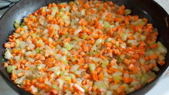 ШАГ 4. гороховый суп-пюре с беконом