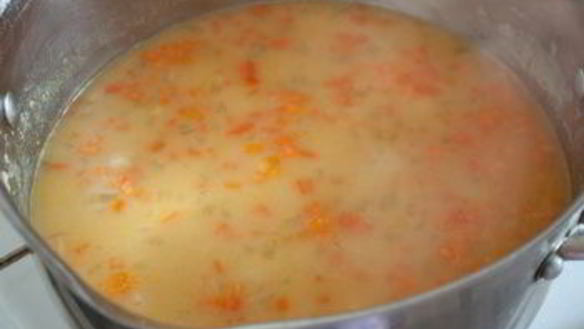 ШАГ 6. гороховый суп-пюре с беконом