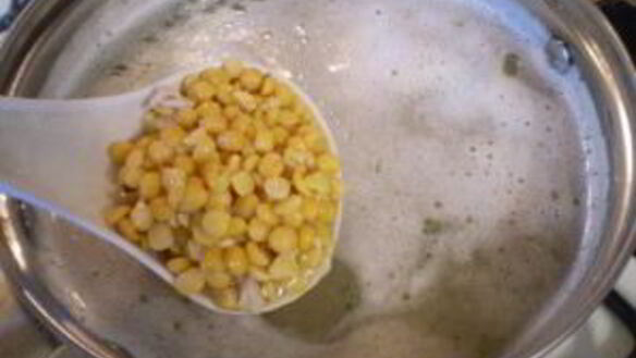 ШАГ 3. гороховый суп-пюре с гренками