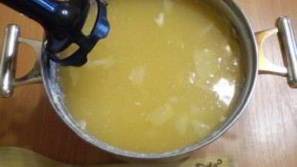 ШАГ 6. гороховый суп-пюре с гренками