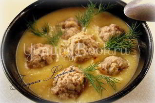 Картофельный суп-пюре с чесночными фрикадельками