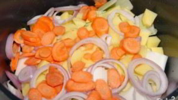 ШАГ 2. картофельный суп-пюре с гренками