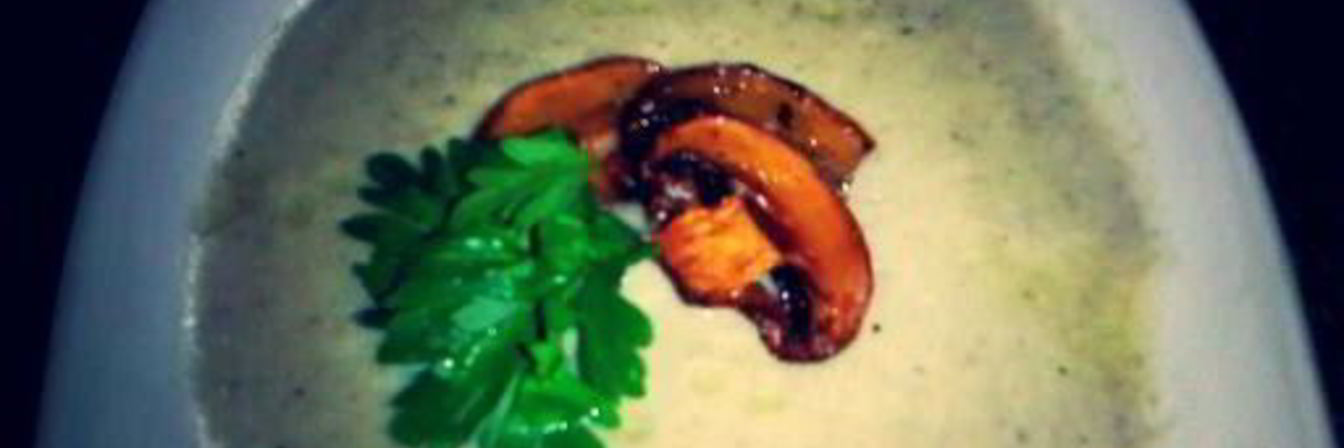 Картофельный суп-пюре с шампиньонами