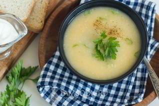 Каталонский картофельный суп-пюре с бобами