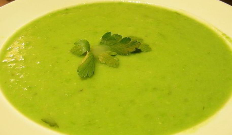 Рецепт легкий суп-пюре с зеленым горошком и эстрагоном