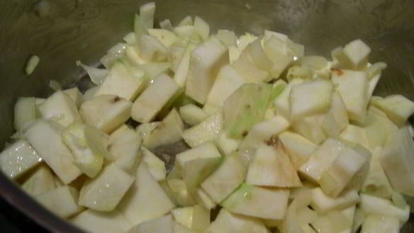 ШАГ 2. легкий суп-пюре с зеленым горошком и эстрагоном