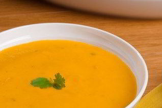 Морковный суп-пюре с кориандром и вермутом