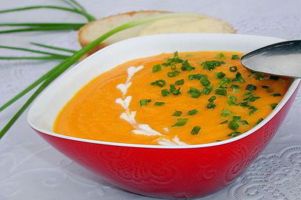 Морковный суп-пюре с зеленым луком