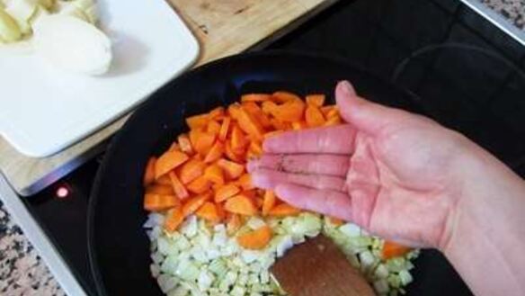 ШАГ 3. морковный суп пюре