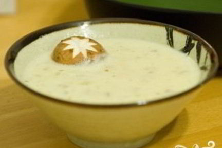Сливочный суп-пюре с шампиньонами
