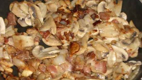 ШАГ 6. суп-пюре грибной с беконом