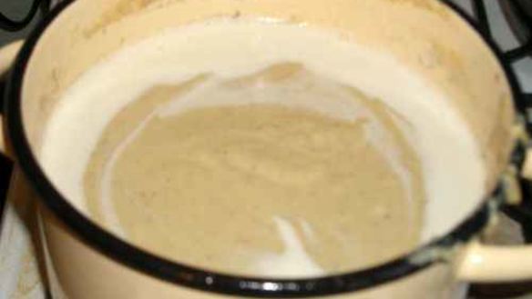 ШАГ 17. суп-пюре грибной с беконом