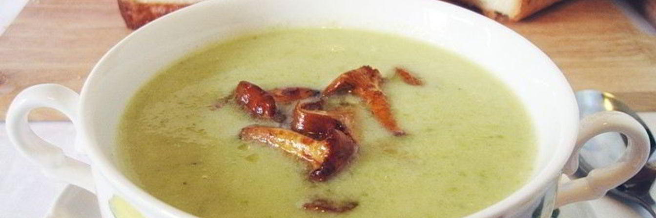 Суп-пюре из кабачков с грибами