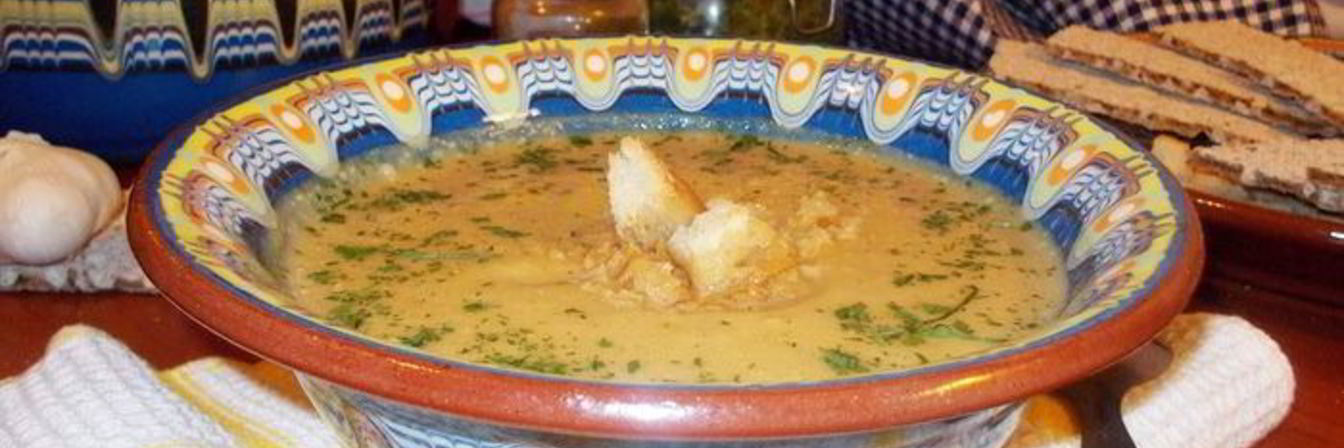 Суп-пюре из кабачков с карри