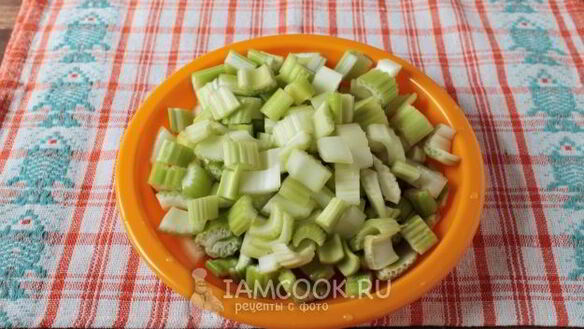 ШАГ 6. суп-пюре из стеблевого сельдерея