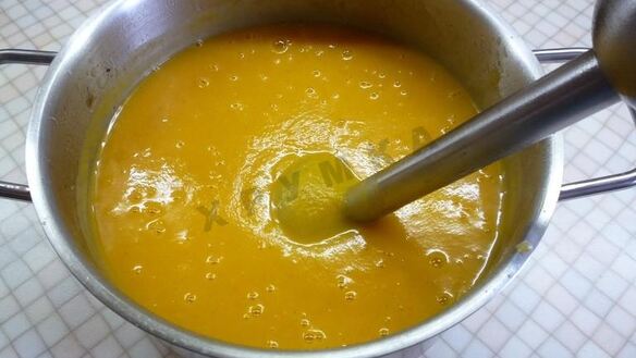 ШАГ 8. суп пюре из тыквы с яблоками и мускатным орехом
