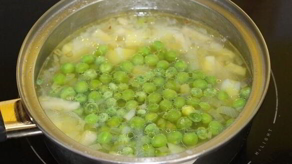 ШАГ 3. суп-пюре из зеленого горошка