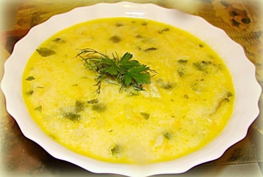 Суп пюре с брокколи креветками и сыром