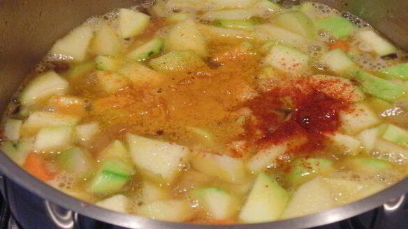 ШАГ 6. суп-пюре с курицей, овощами и пармезановыми гренками