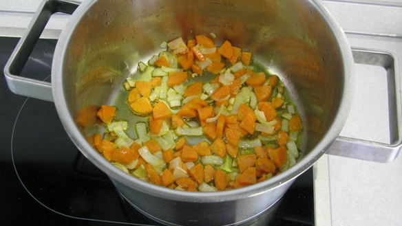 ШАГ 2. свекольный суп-пюре