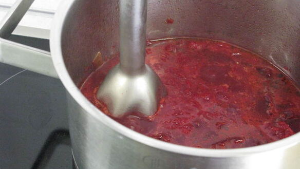 ШАГ 5. свекольный суп-пюре