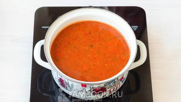 ШАГ 12. томатный суп-пюре с базиликом