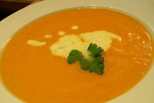 Тыквенный суп-пюре с имбирным кремом