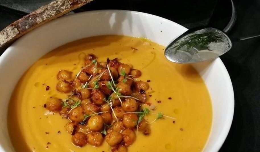 Рецепт тыквенный суп-пюре с запеченным нутом