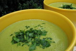 Веганский овощной суп-пюре со шпинатом