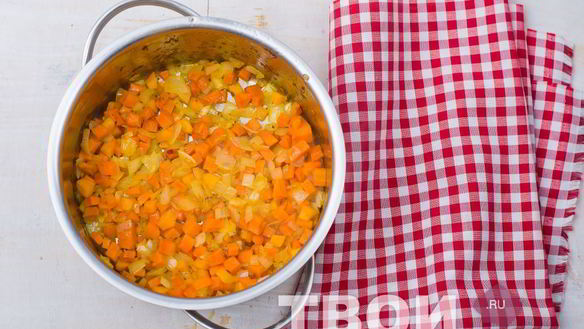 ШАГ 3. суп с фаршем