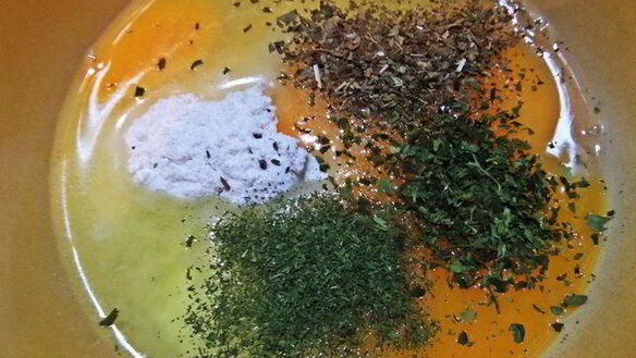 ШАГ 5. суп с фрикадельками и блинными роллами