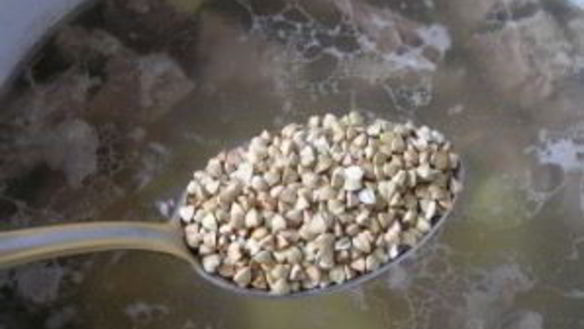 ШАГ 5. суп со свининой и гречкой