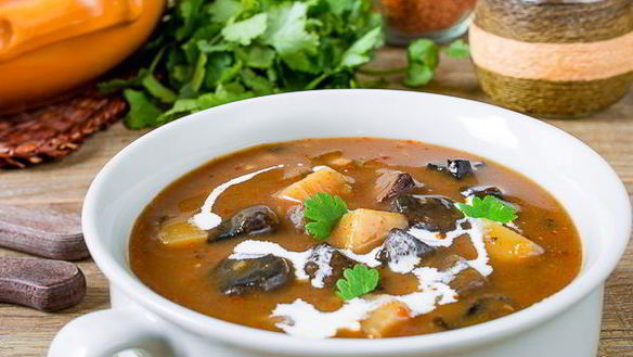 ШАГ 8. венгерский грибной суп