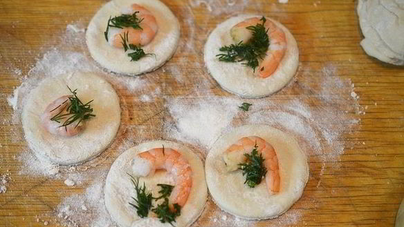 ШАГ 9. вьетнамский рыбный суп с пельменями