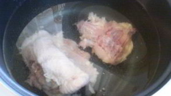 ШАГ 2. яичный суп с курицей