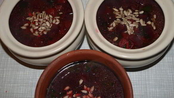 ШАГ 10. запеченый свекольный суп с семечками