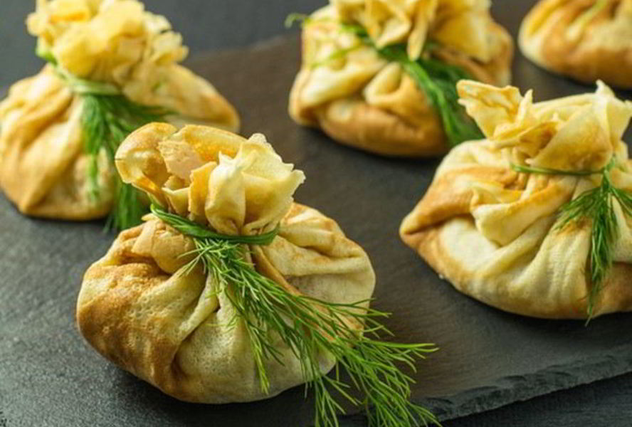 Блин с курицей и яйцом