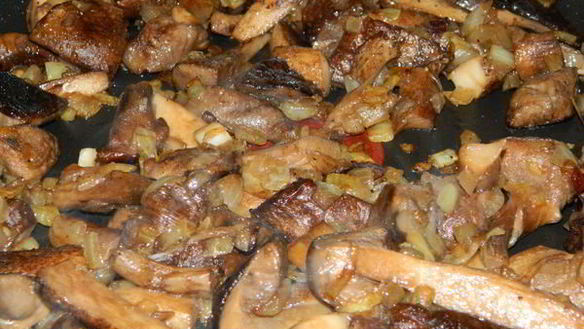 ШАГ 3. блинчики с лесными грибами