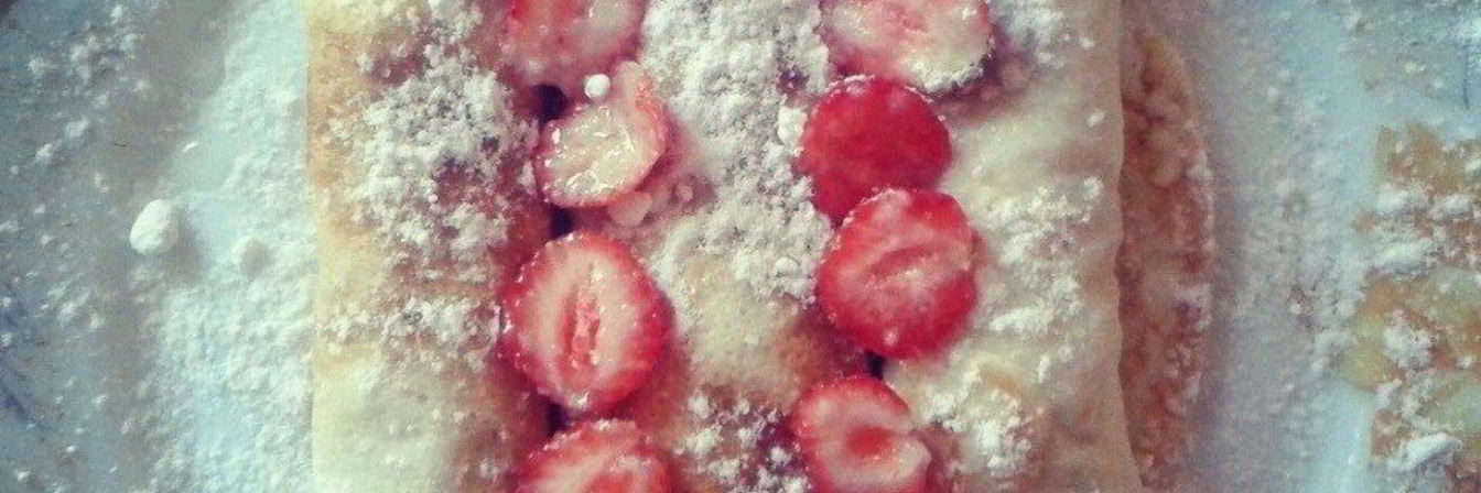 Блинчики с маскарпоне и свежими ягодами