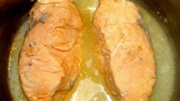 ШАГ 2. блинчики с семгой на закуску