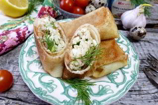 Блинчики с тунцом и рисом