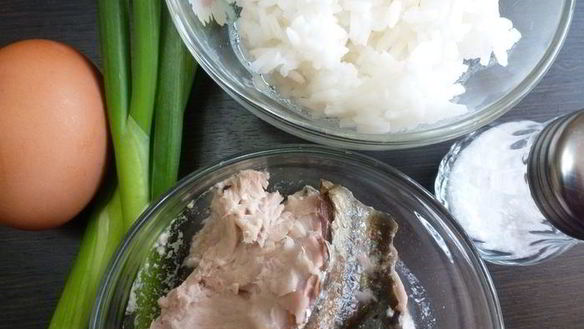 ШАГ 3. блинчики с тунцом и рисом