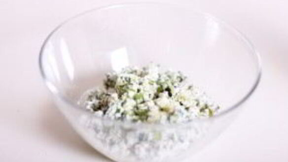 ШАГ 5. блинчики с творогом и зеленью