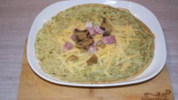 ШАГ 8. блинчики со шпинатом, беконом и грибами