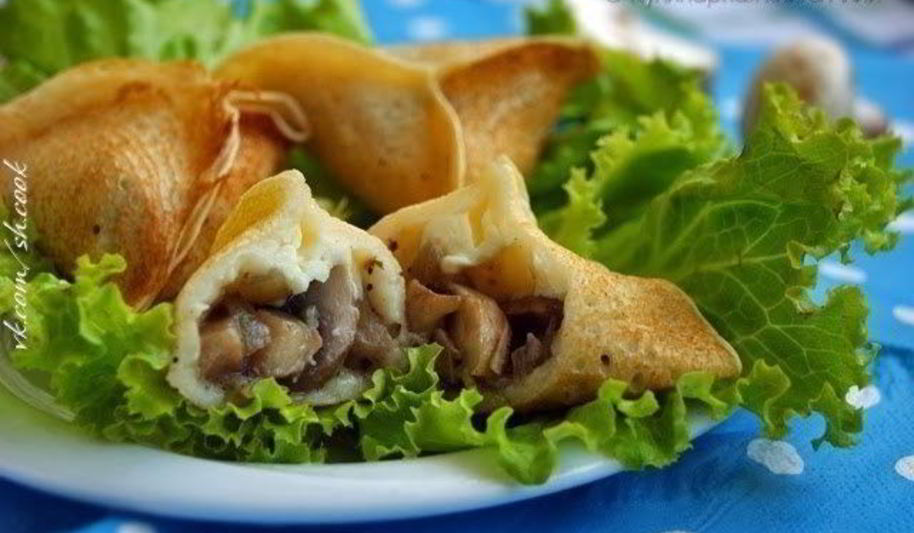 Рецепт блины на дрожжах с грибами и сыром