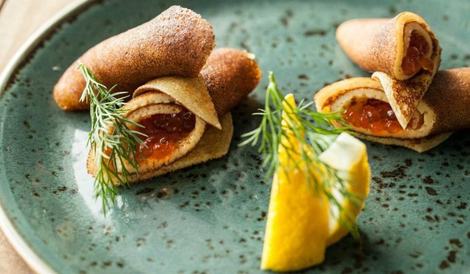 Рецепт блины на сметане с красной икрой