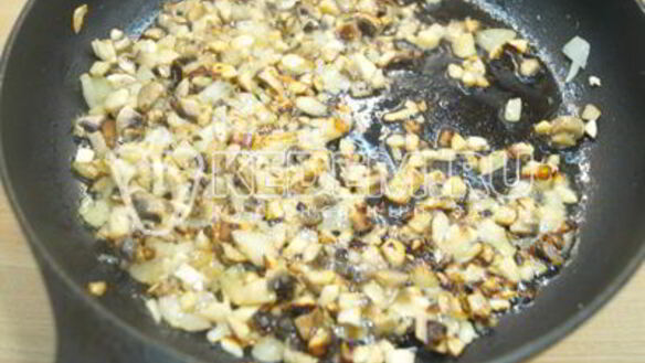 ШАГ 8. блины с грибной начинкой