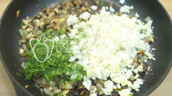 ШАГ 9. блины с грибной начинкой